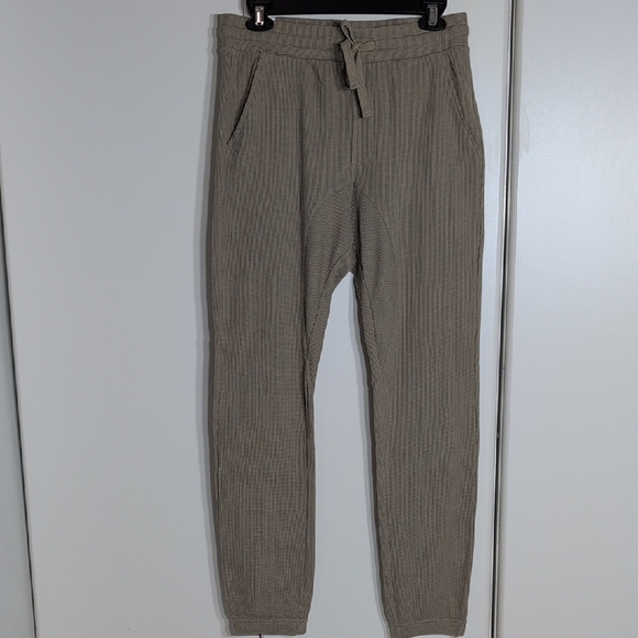 Cotton On  Joggers with Tapered Fit Gravel Stone Size XS - Picture 1 of 8